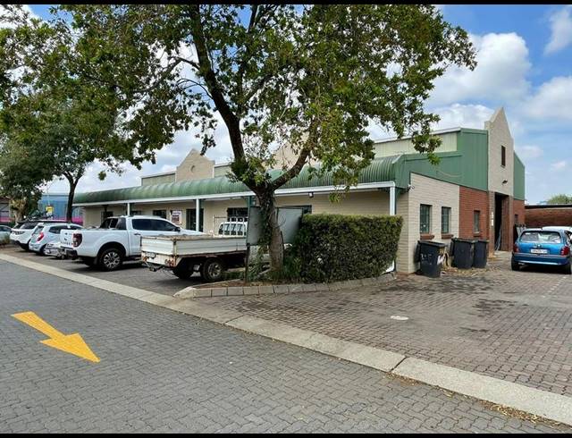 INDUSTRIAL PROPERTY TO RENT IN HENNOPSPARK